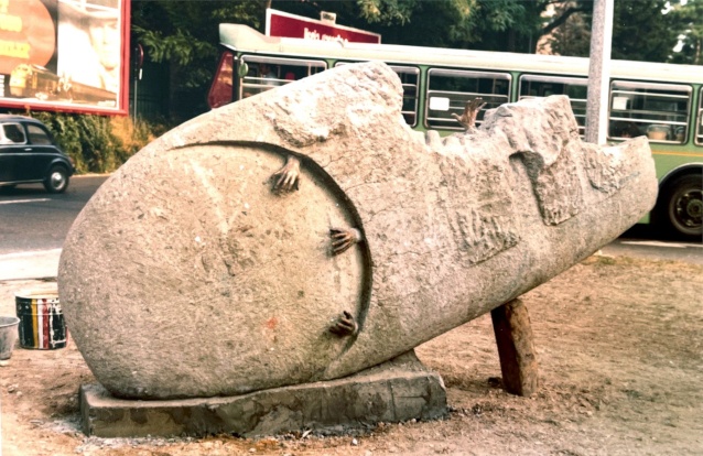 Monumento 1980 C